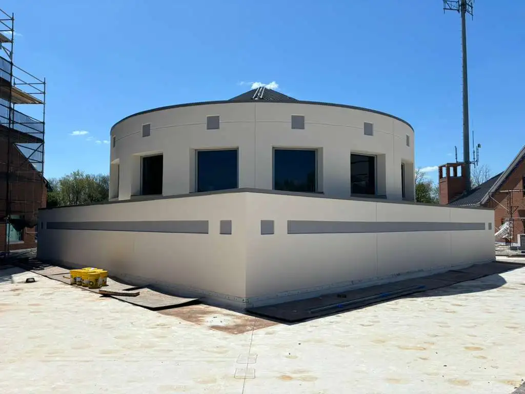 Contemporary Exterior Finishing - After